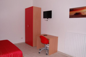 Отель B&B Fenix  Трани